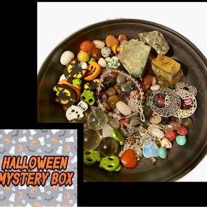 - - Clearance⭐️⭐️  Halloween crystals , confetti scoop (spooky style) 8oz